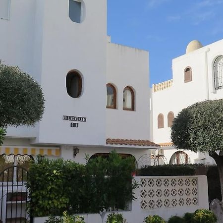 Bungalow In Moorse Stijl El Campello Extérieur photo