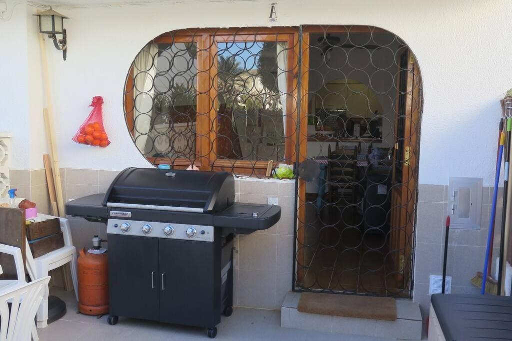 Bungalow In Moorse Stijl El Campello Extérieur photo
